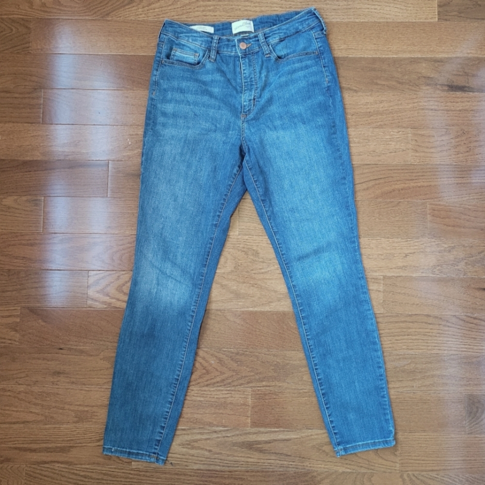 Universal Thread High Rise Skinny Jeans Size 8 2R